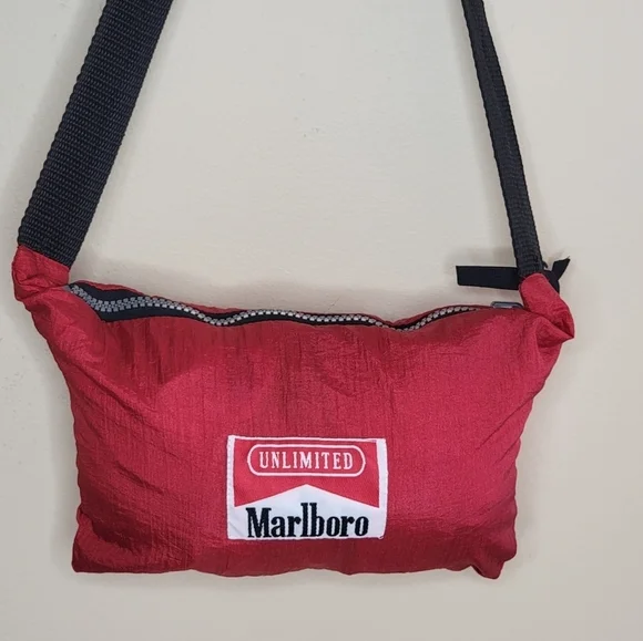 90s Vintage Marlboro | Red Windbreaker Pullover Nylon Jacket Collapses into Bag - Picture 9 of 11